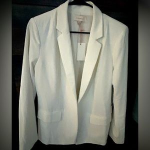 Daily Look Blazer from Skies Are Blue